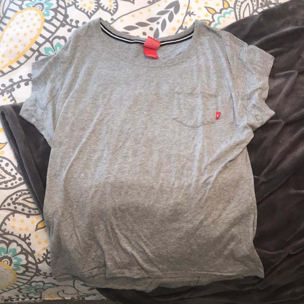 Short sleeve Nike shirt with pocket